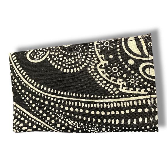 Vera Bradley Mini Card Case Stellar Paisley 29860 ID Wallet Black White NWT New - Picture 3 of 7